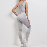 Conjunto 2 piezas: Top sin mangas + calza.